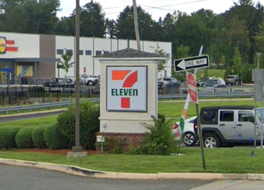 7-Eleven Convenience Store